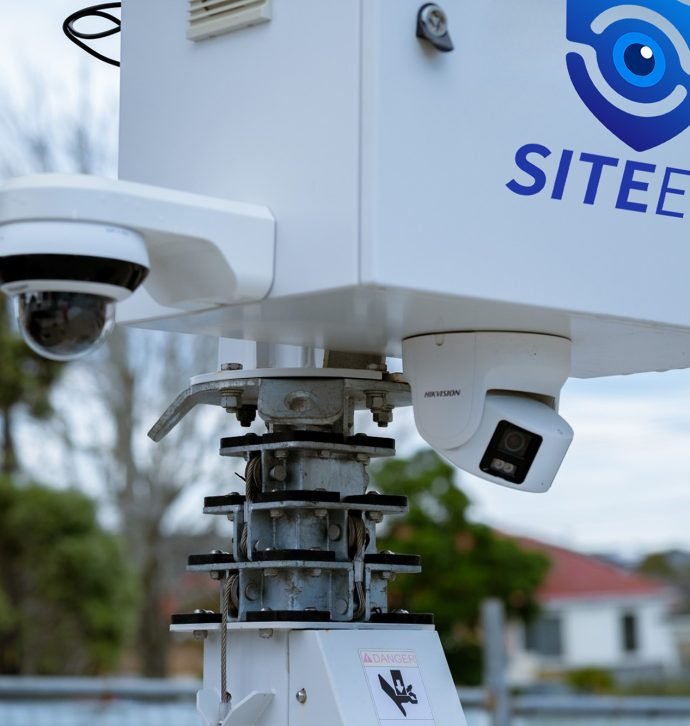 Site Eye camera tower box with 2 camera